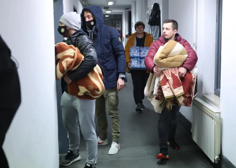 POKAZALI VELIKO SRCE: Navijači iz svih dijelova zemlje prikupljaju pomoć za žrtve potresa