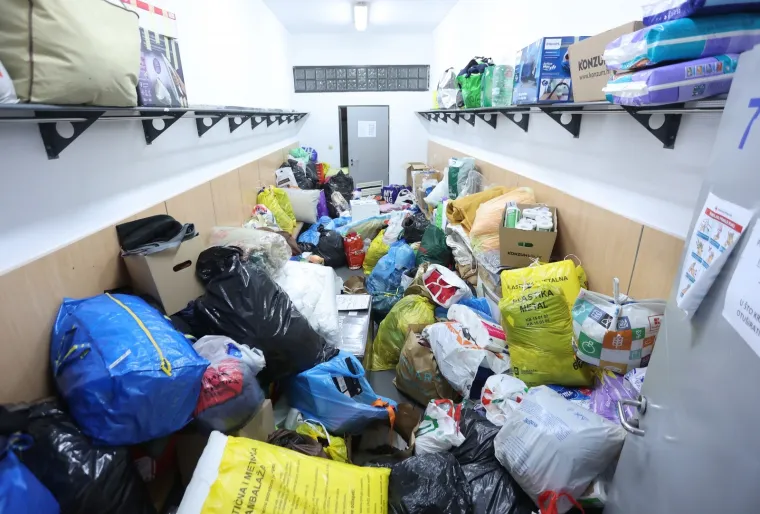 POKAZALI VELIKO SRCE: Navijači iz svih dijelova zemlje prikupljaju pomoć za žrtve potresa