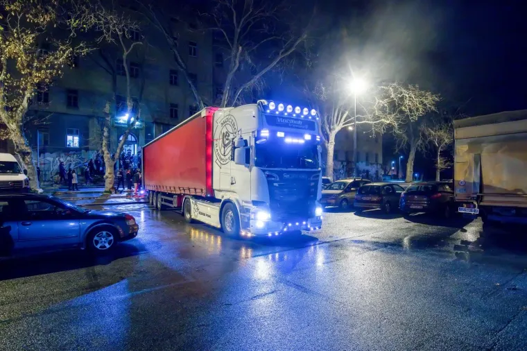 POKAZALI VELIKO SRCE: Navijači iz svih dijelova zemlje prikupljaju pomoć za žrtve potresa