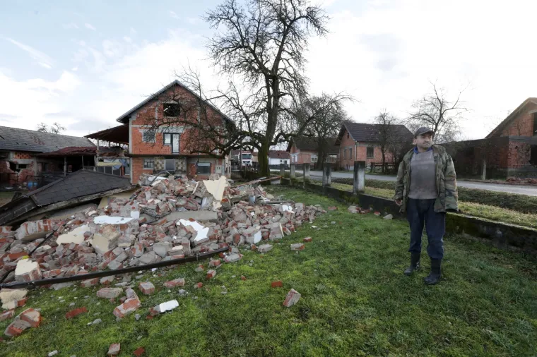 STRAŠNI PRIZORI IZ NOVOG SELA GLINSKO: Posljedice razornog potresa su zastrašujuće