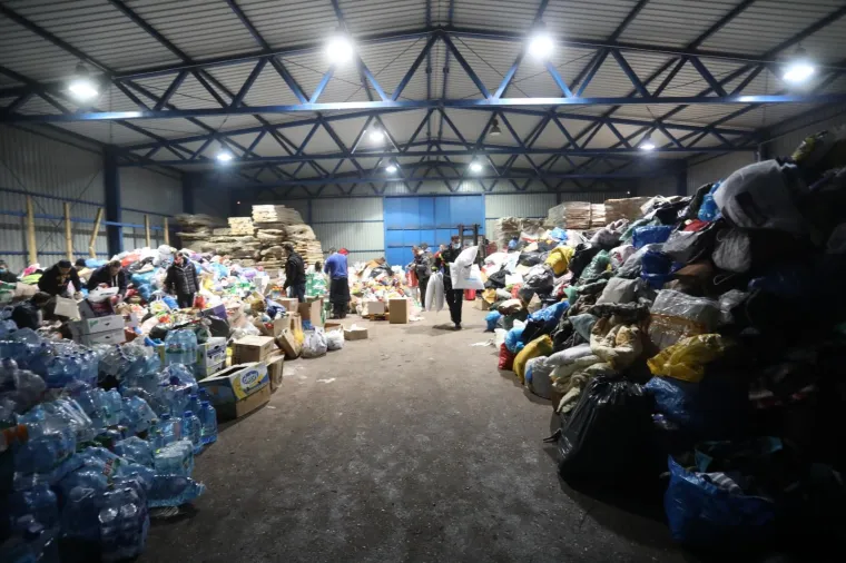 Potres, prikupljanje pomoći