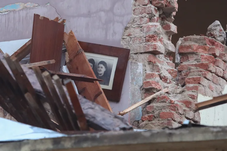 Kad sve &scaron;to ima&scaron; nestane u sekundi: Ovo su fotografije potresa 2020. koje prikazuju svu tugu, jad i očaj