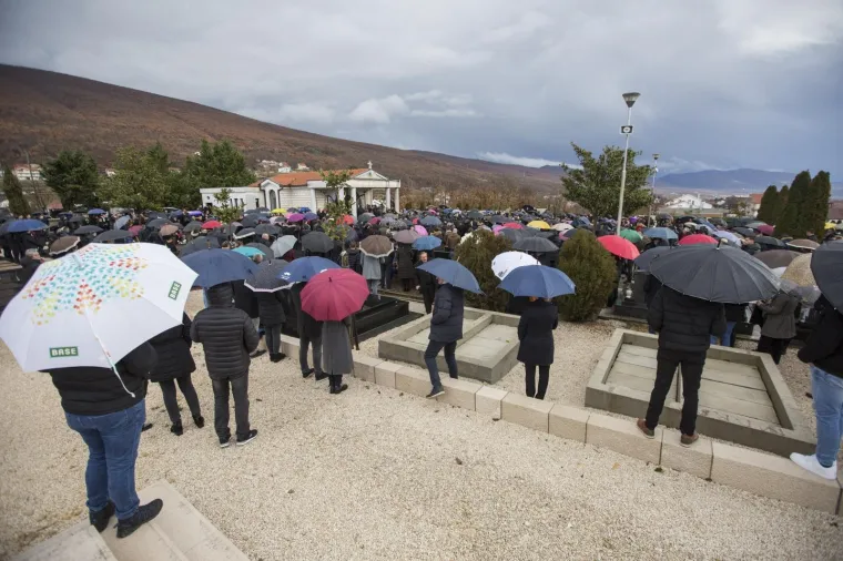 Tuga u Posu&scaron;ju: Obitelj, rodbina i prijatelji oprostili se od tragično preminule Mirele Rezo