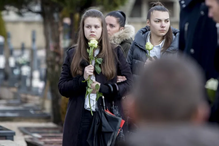 Tuga u Posu&scaron;ju: Obitelj, rodbina i prijatelji oprostili se od tragično preminule Mirele Rezo
