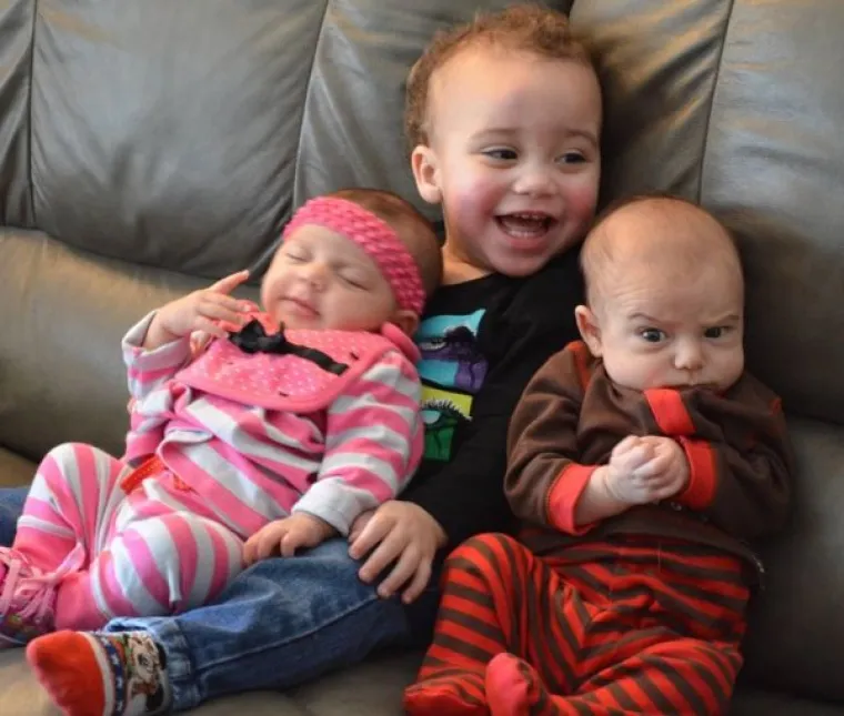 KAD IMAŠ DJECU NE POSTOJE DOSADNI DANI: Roditelji urnebesnim fotografijama otkrili s čime se svakodnevno susreću