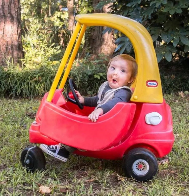 KAD IMA&Scaron; DJECU NE POSTOJE DOSADNI DANI: Roditelji urnebesnim fotografijama otkrili s čime se svakodnevno susreću