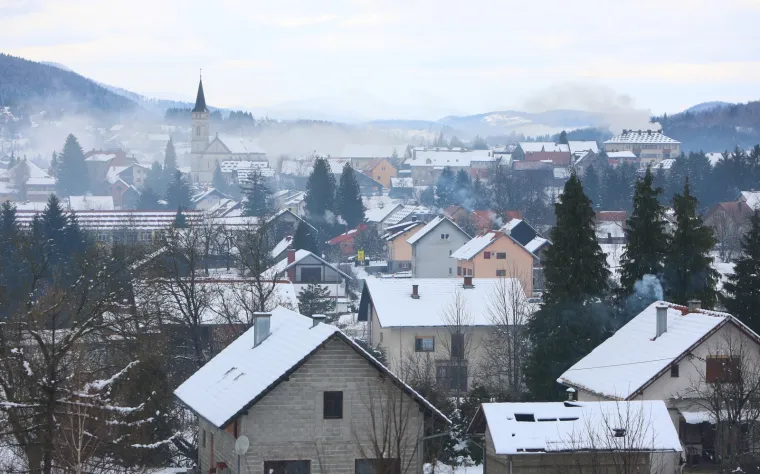 Snježni pokrivač zabijelio je Gorski kotar, skija&scaron;i okupirali Platak