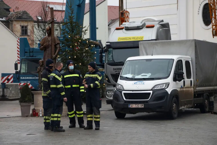 Kreću pripreme za ru&scaron;enje tornja sisačke katedrale