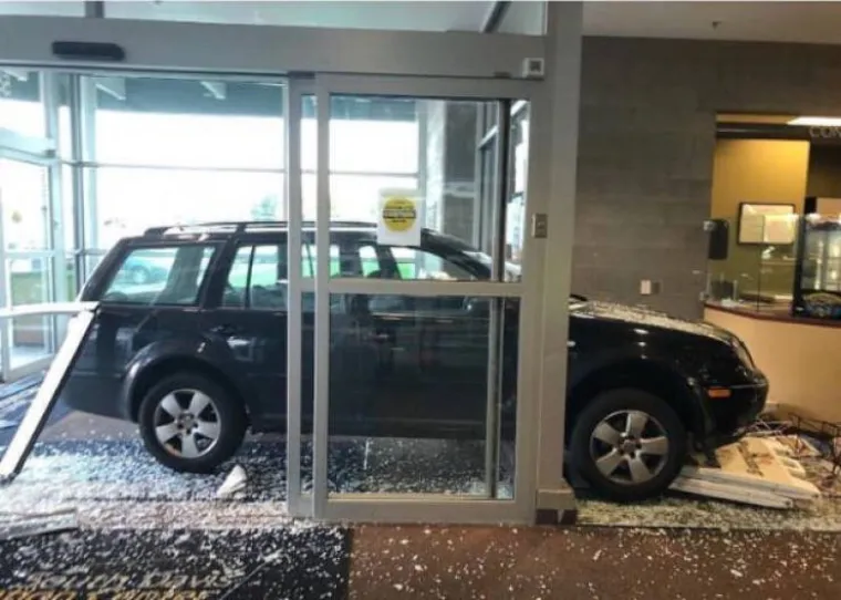 NABIZARNIJI PROMETNI FAILOVI: Treba ih isključiti iz prometa? 'Nema veze, sami ćemo'