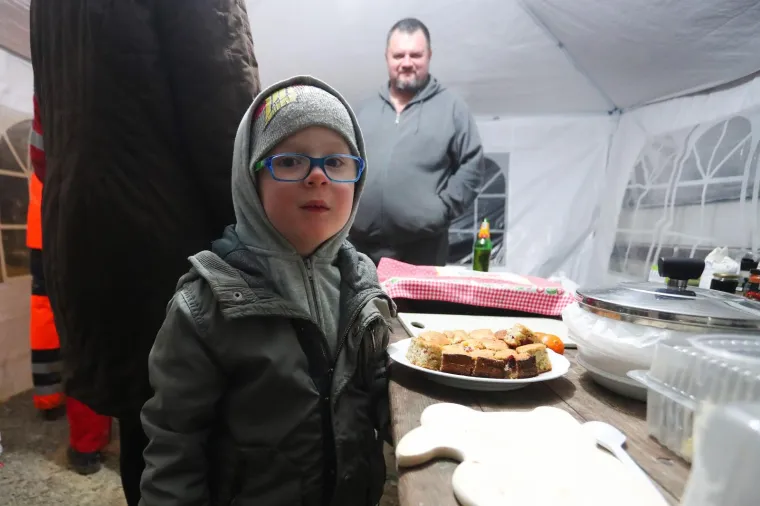 'Mali kuhar' iz Petrinje. Bartol (4): 'U vrtiću imam prijatelje, ali sru&scaron;io se. Obožavam kuhati'