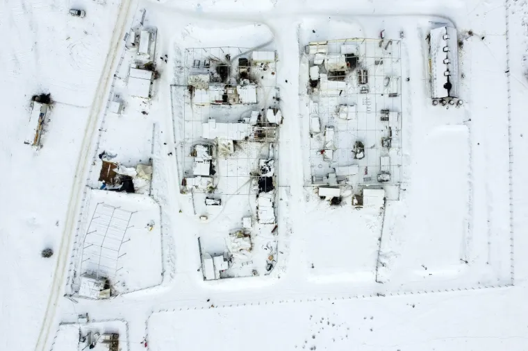 Fotografije iz zraka kampa Lipa u Bihaću u kojemu je smje&scaron;teno oko 900 migranata