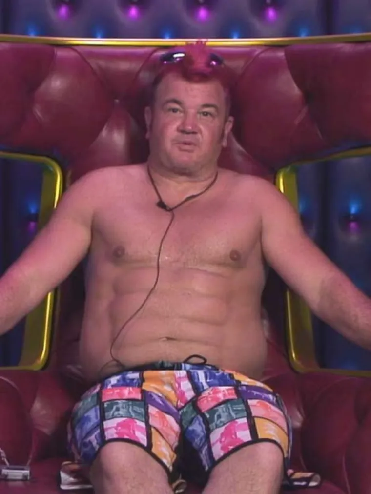 Ovisnici o plastici očito se vode idejom - 'vi&scaron;e je vi&scaron;e'