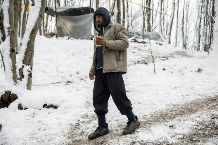 U &scaron;umama oko Velike Kladu&scaron;e nalazi se nekoliko stotina migranata