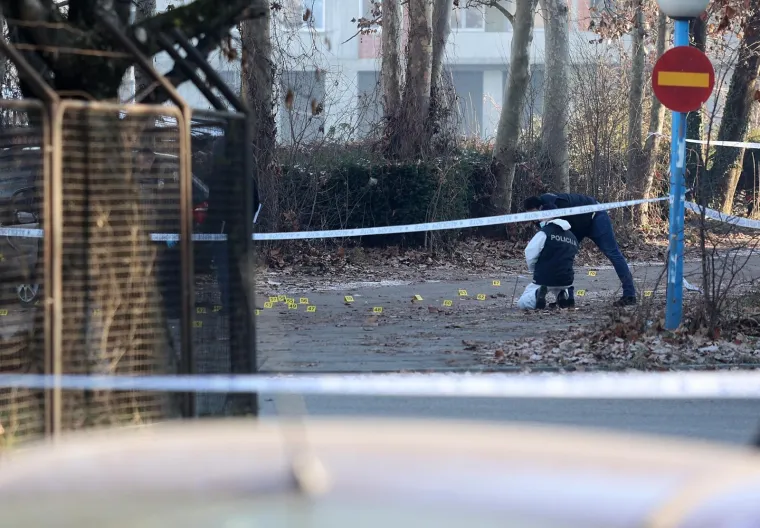 Policija je na mjestu napada na zagrebačkom Žitnjaku: Mu&scaron;karac i žena upucani nakon &scaron;to su iza&scaron;li iz auta!