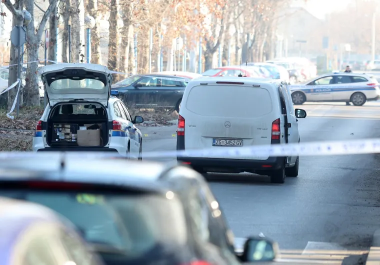 Policija je na mjestu napada na zagrebačkom Žitnjaku: Mu&scaron;karac i žena upucani nakon &scaron;to su iza&scaron;li iz auta!