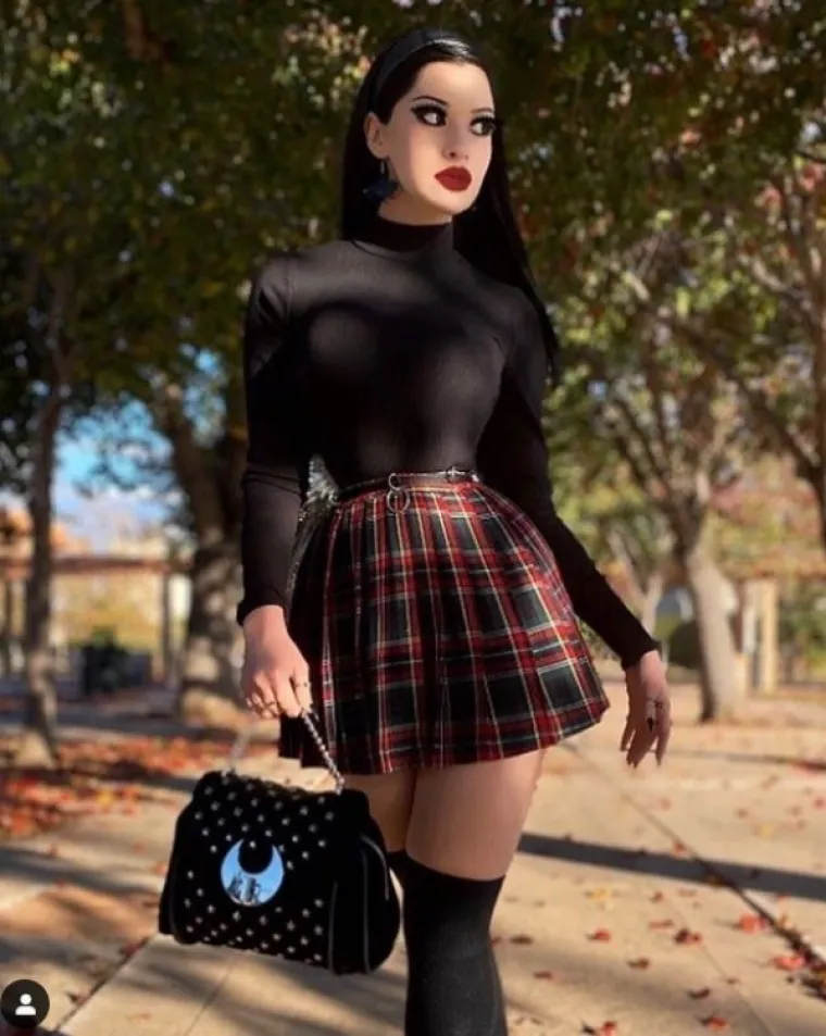 TREBA IM DOŽIVOTNO ZABRANITI PRISTUP MOBITELU: Ekipa s Instagrama uporno pretjeruje s foto&scaron;opiranjem, evo najgorih primjeraka