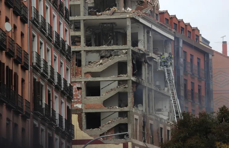 Tragedija u sredi&scaron;tu Madrida! Najmanje dvoje ljudi poginulo nakon eksplozije u stambenoj zgradi