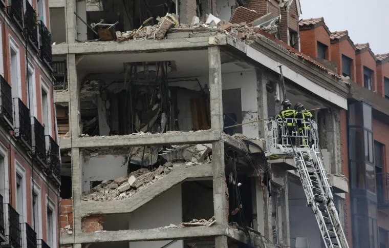 Tragedija u sredi&scaron;tu Madrida! Najmanje dvoje ljudi poginulo nakon eksplozije u stambenoj zgradi