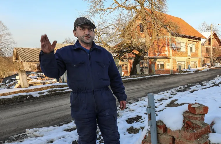 Josip je u potresu ostao bez kuće, ali ne i bez Mede kojeg danas zove Potres