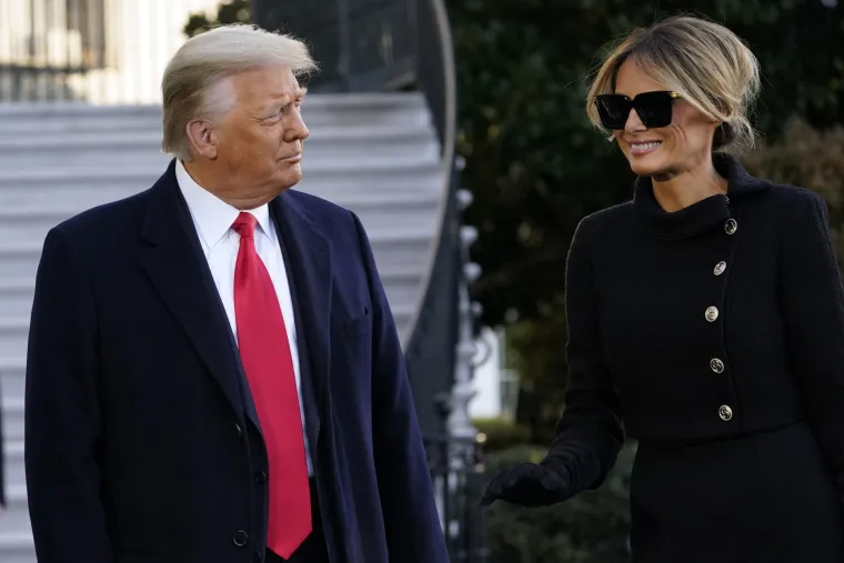 Baj baj Donald! Pogledajte kako su Trump i Melania napustili Bijelu kuću: 'Doviđenja, vratit ćemo se!'