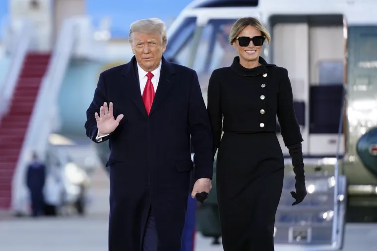 Baj baj Donald! Pogledajte kako su Trump i Melania napustili Bijelu kuću: 'Doviđenja, vratit ćemo se!'