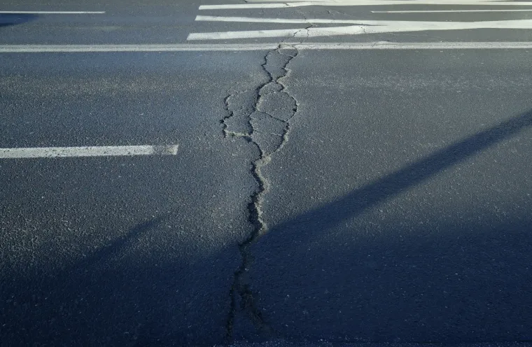 Koliko je siguran jedan od najprometnijih podvožnjaka u Zagrebu?! Pogledajte ova brojna o&scaron;tećenja