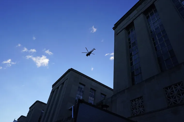 U tijeku je inauguracija Joea Bidena, na ceremoniju stižu obitelji, senatori i potpredsjednik Pence