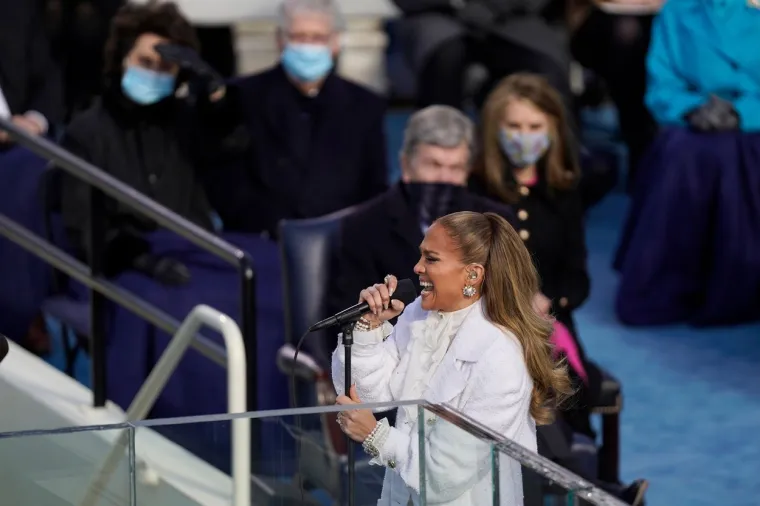 Jennifer Lopez otpjevala je pjesmu "This Land Is Your Land"