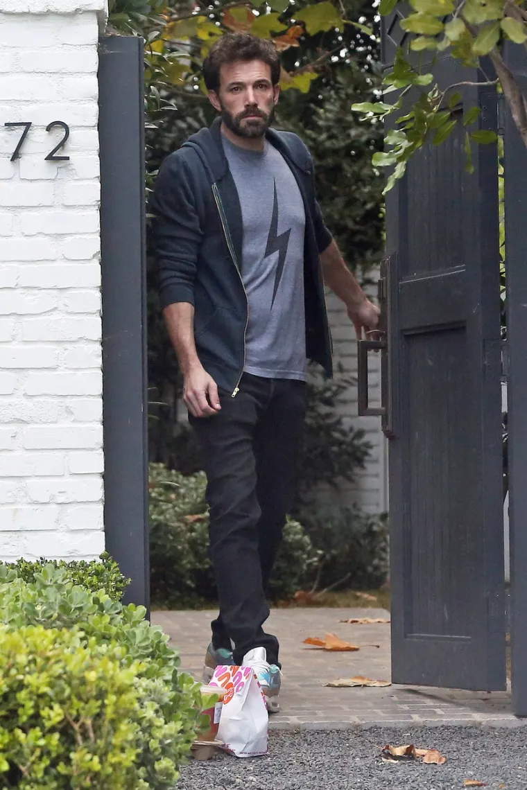 Ben Affleck prvi put viđen u javnosti nakon prekida s Anom De Armas