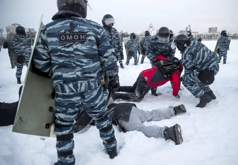 Kaos u Moskvi i diljem Rusije: Policija privela mno&scaron;tvo prosvjednika