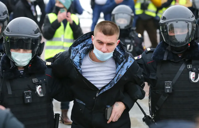 Kaos u Moskvi i diljem Rusije: Policija privela mno&scaron;tvo prosvjednika