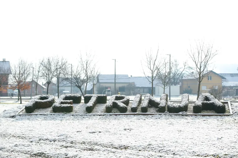 Pogledajte tugu od razorenog centra Petrinje koji je okovan je ledom i snijegom