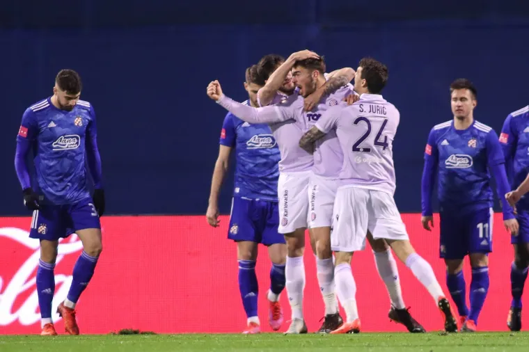 NAJVEĆI HRVATSKI DERBI: Ovako je izgledala rovovska bitka na Maksimiru