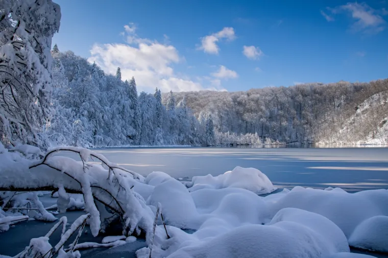 Kao iz bajke: Morate pogledati veličanstvenu ljepotu Plitvičkih jezera usred zime