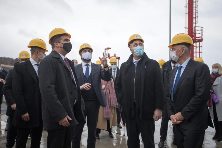 Premijer Andrej Plenković pustio u pogon LNG terminal i spojni plinovod Zlobin-Omišalj