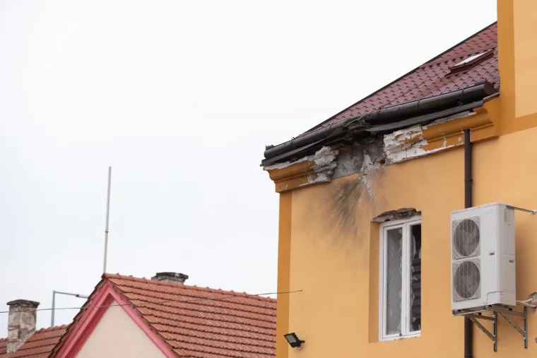 Eksplozija u Zagorju: 'Nepoznati počinitelj je ispalio projektil na zgradu u kojoj su teretana i kafić'