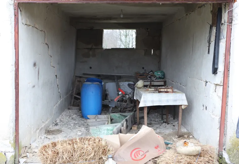 Mjesec dana pro&scaron;lo je od razornog potresa, a pogođena mjesta jo&scaron; su u ru&scaron;evinama