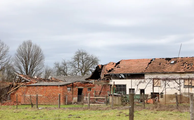Mjesec dana pro&scaron;lo je od razornog potresa, a pogođena mjesta jo&scaron; su u ru&scaron;evinama