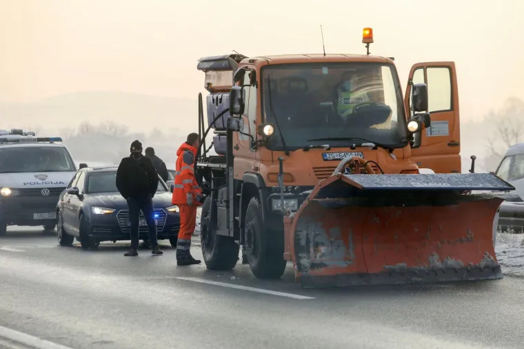 Užas na autocesti A3: U sudaru automobila i ralice poginula jedna osoba