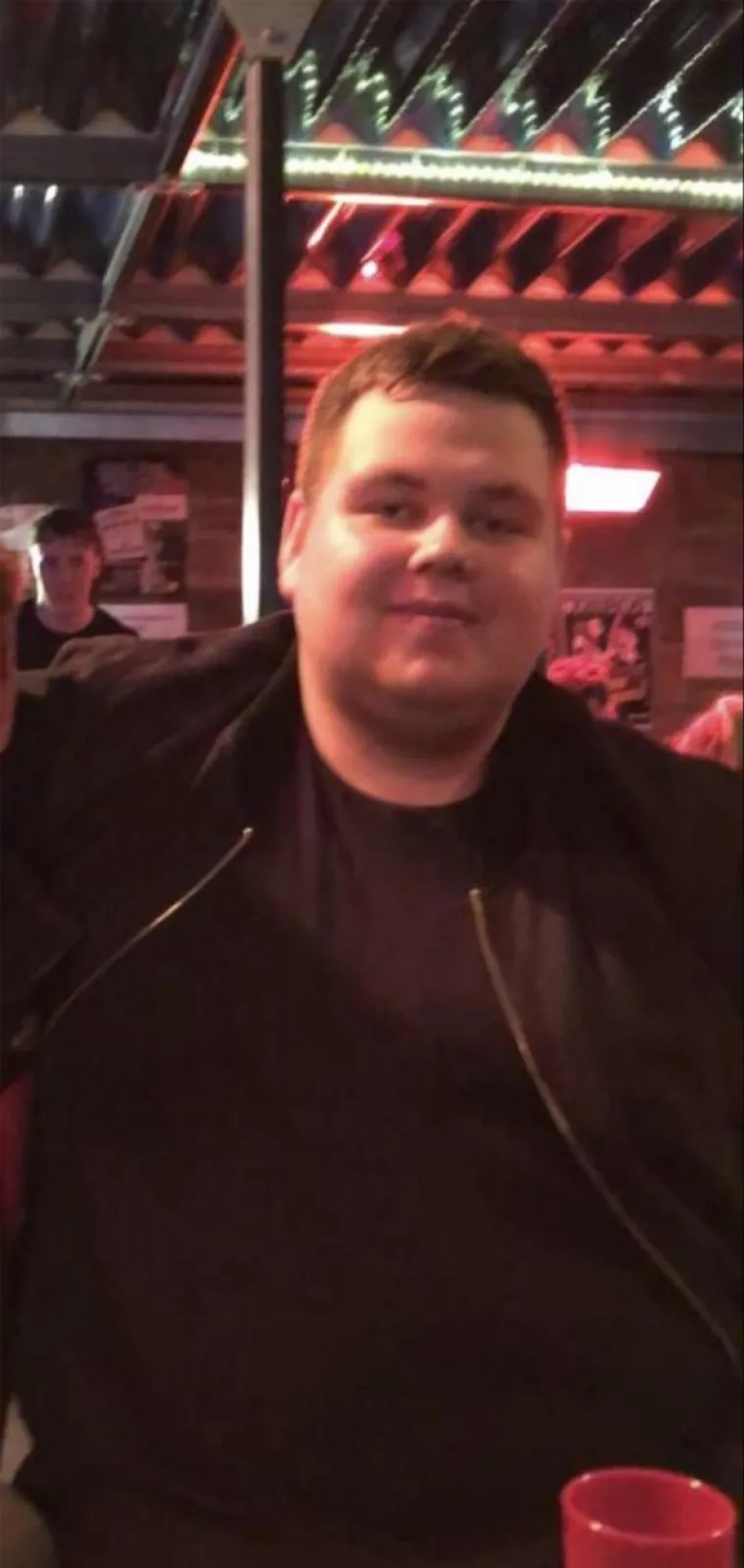 A ŠTO STE VI POSTIGLI U IZOLACIJI? Ovaj dečko je smršavio nevjerojatnih 106 kilograma - u samo godinu dana!