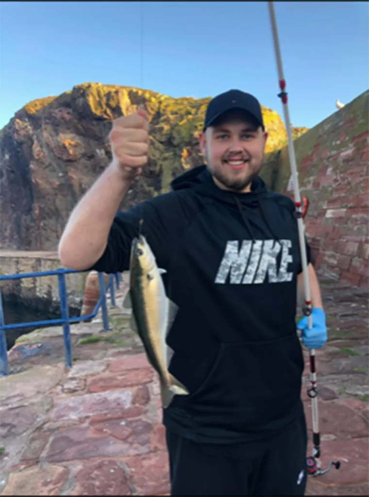 A ŠTO STE VI POSTIGLI U IZOLACIJI? Ovaj dečko je smršavio nevjerojatnih 106 kilograma - u samo godinu dana!