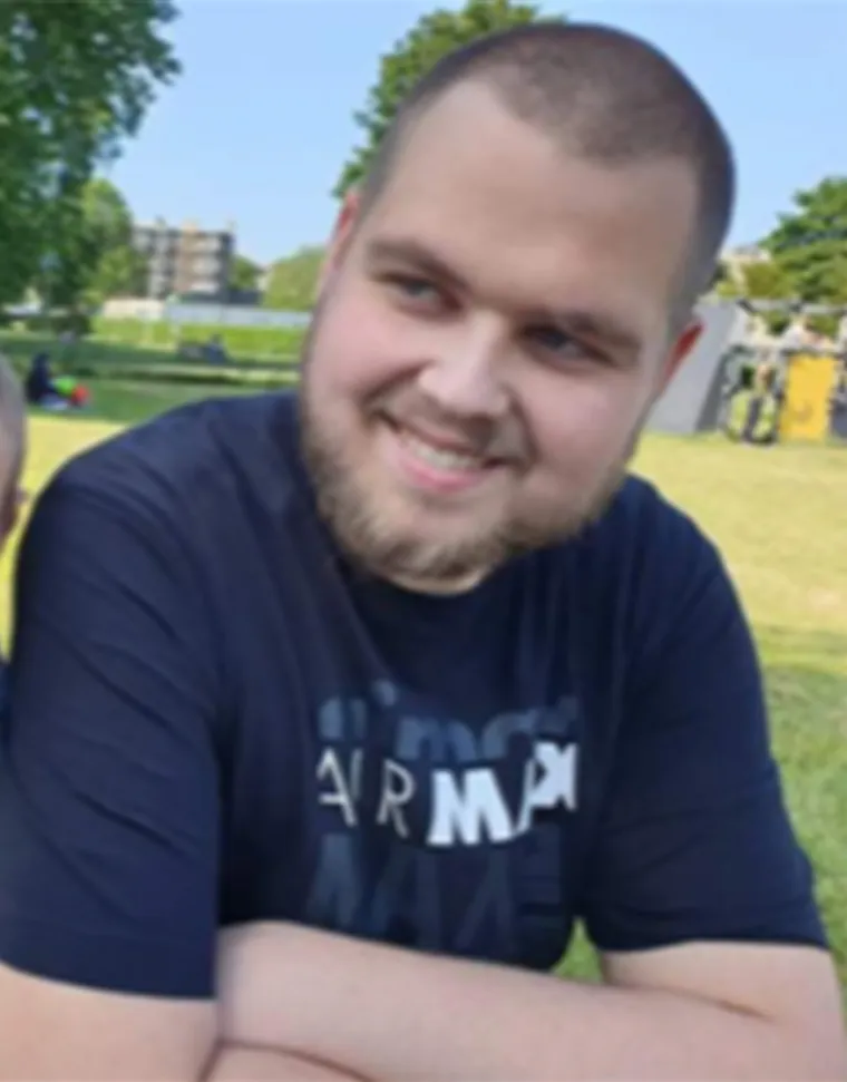 A ŠTO STE VI POSTIGLI U IZOLACIJI? Ovaj dečko je smršavio nevjerojatnih 106 kilograma - u samo godinu dana!