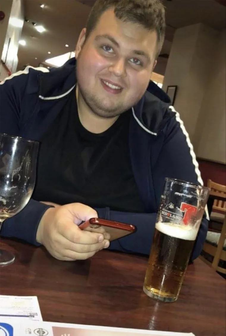 A ŠTO STE VI POSTIGLI U IZOLACIJI? Ovaj dečko je smršavio nevjerojatnih 106 kilograma - u samo godinu dana!