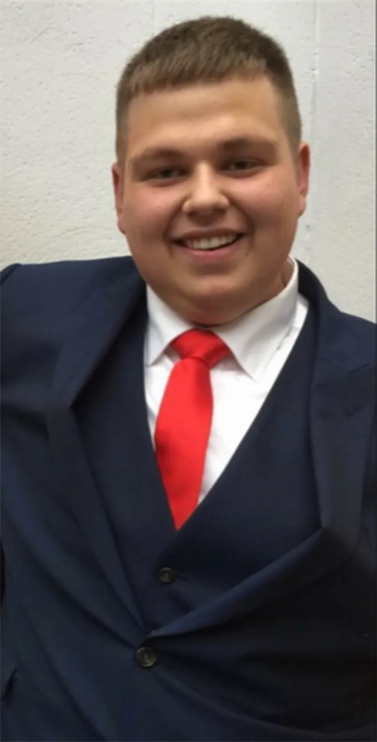 A ŠTO STE VI POSTIGLI U IZOLACIJI? Ovaj dečko je smršavio nevjerojatnih 106 kilograma - u samo godinu dana!