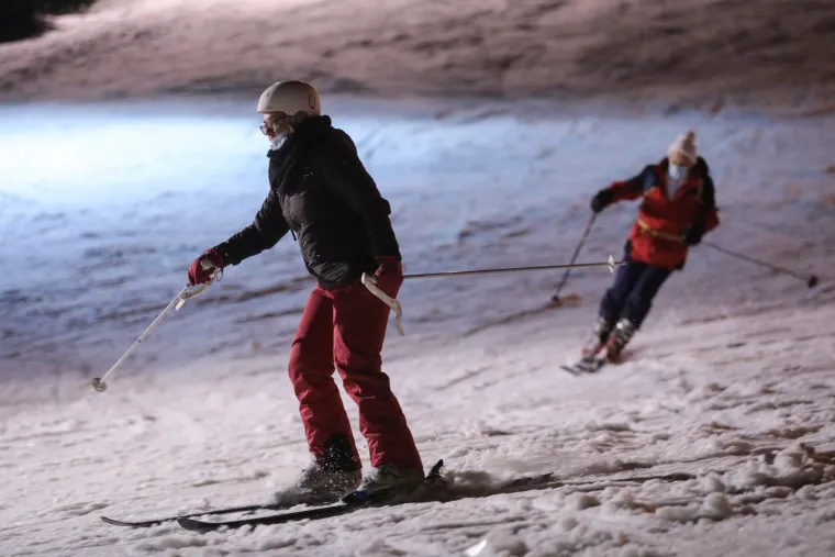 Nakon snimka masovnog okupljanja, jučer je skijali&scaron;te na Sljemenu bilo prazno