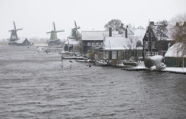 Nizozemsku pogodila prva snježna oluja u posljednjih 10 godina - u cijeloj zemlji crveni alarm!
