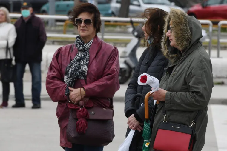 &Scaron;ibenik: Opro&scaron;taj od kapetana Ante Mrvice u &scaron;ibenskoj luci uz sirene brodova Jadrolinije