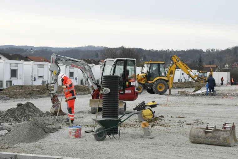 Pomoć koju su čekali: Kontejnersko naselje u Petrinji spremno je za 23 ljudi koji nemaju krov nad glavom