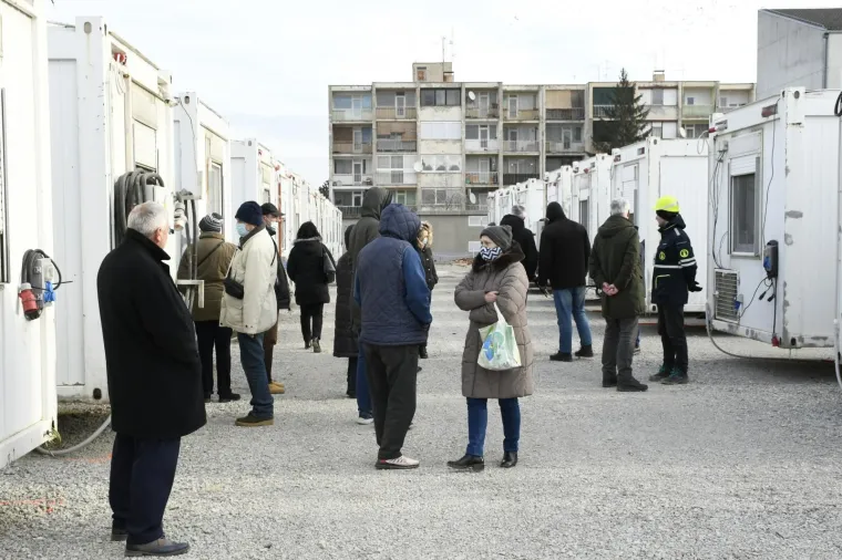 Pomoć koju su čekali: Kontejnersko naselje u Petrinji spremno je za 23 ljudi koji nemaju krov nad glavom
