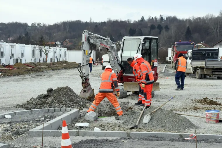 Pomoć koju su čekali: Kontejnersko naselje u Petrinji spremno je za 23 ljudi koji nemaju krov nad glavom